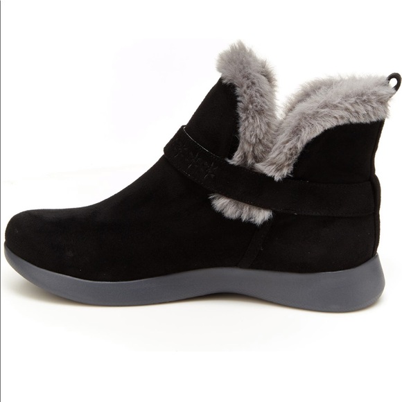 💥NWT💥 Jambu Nordic Faux Shearling Lined Ankle Boot - Picture 3 of 9